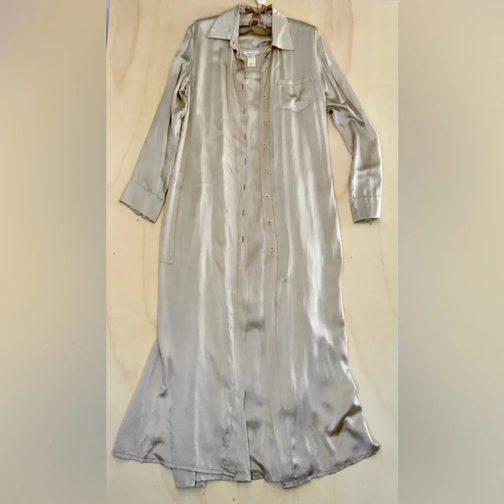 Blue Les Copains Champagne Silk Gown and Coat - Picture 2 of 13